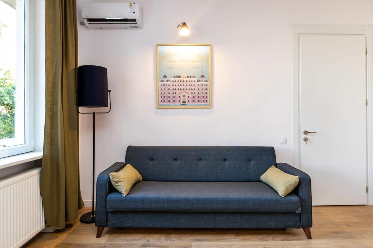 Central Vera Studio - Ideal For 3 - By Wehost Tbilisi Bagian luar foto